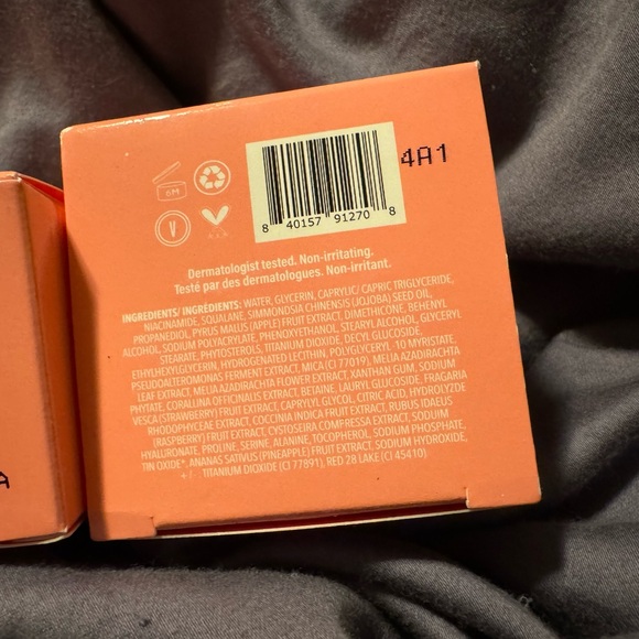 ⭐️Jeffree Star Skin Travel set NIB - Picture 6 of 7